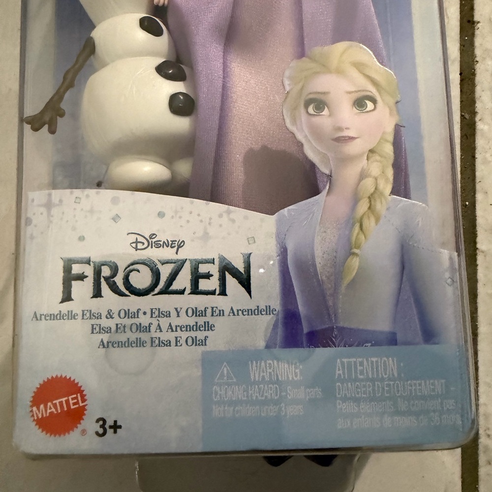 NIP. DISNEY Frozen Arendelle Elsa & Olaf